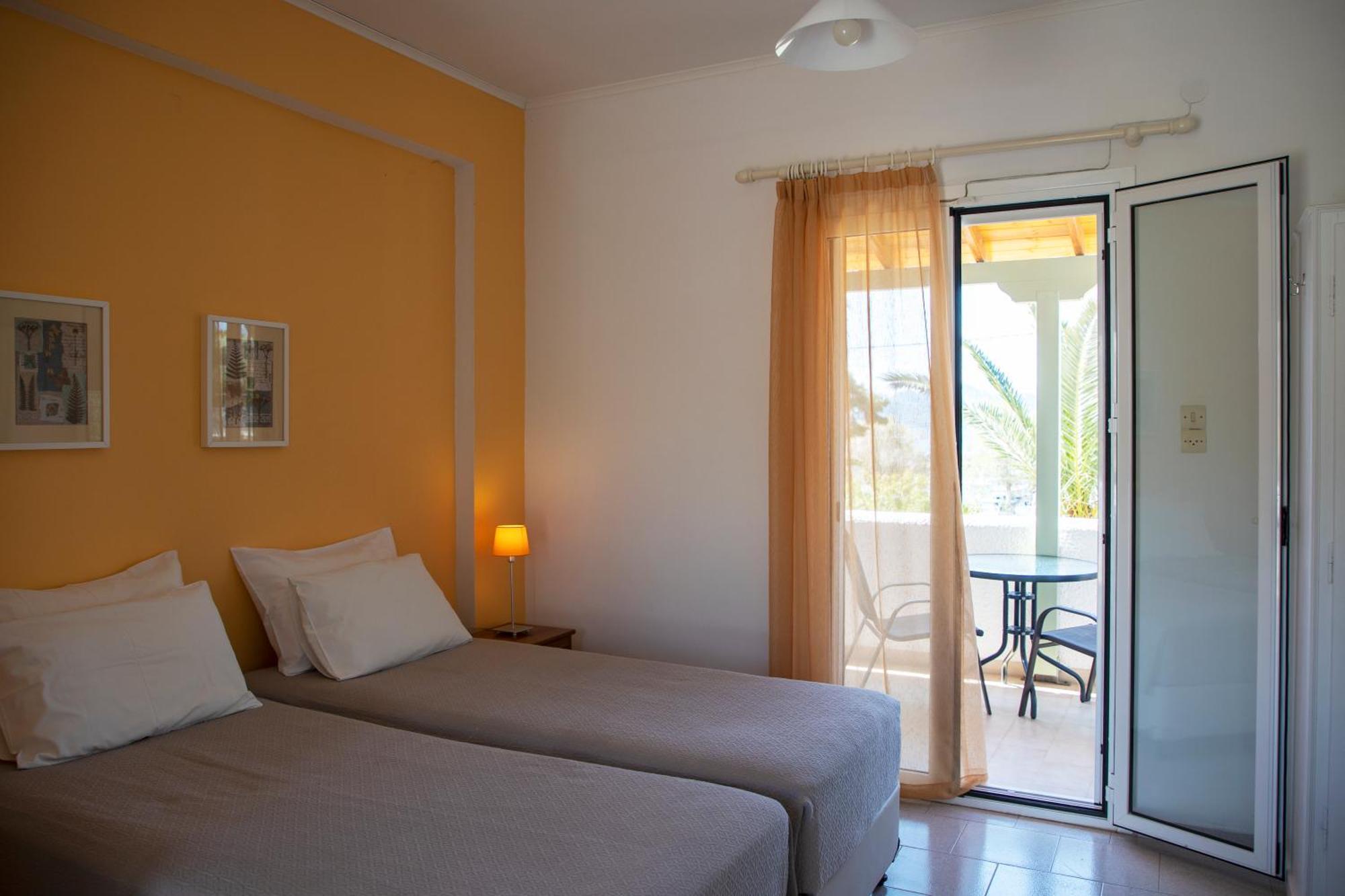 Aegina Stefanie Studios מראה חיצוני תמונה